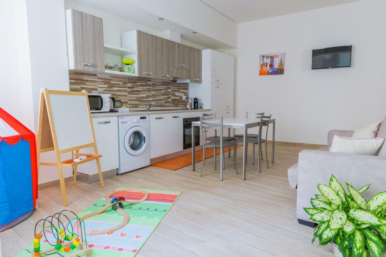Family Apartment London Verona Exteriör bild