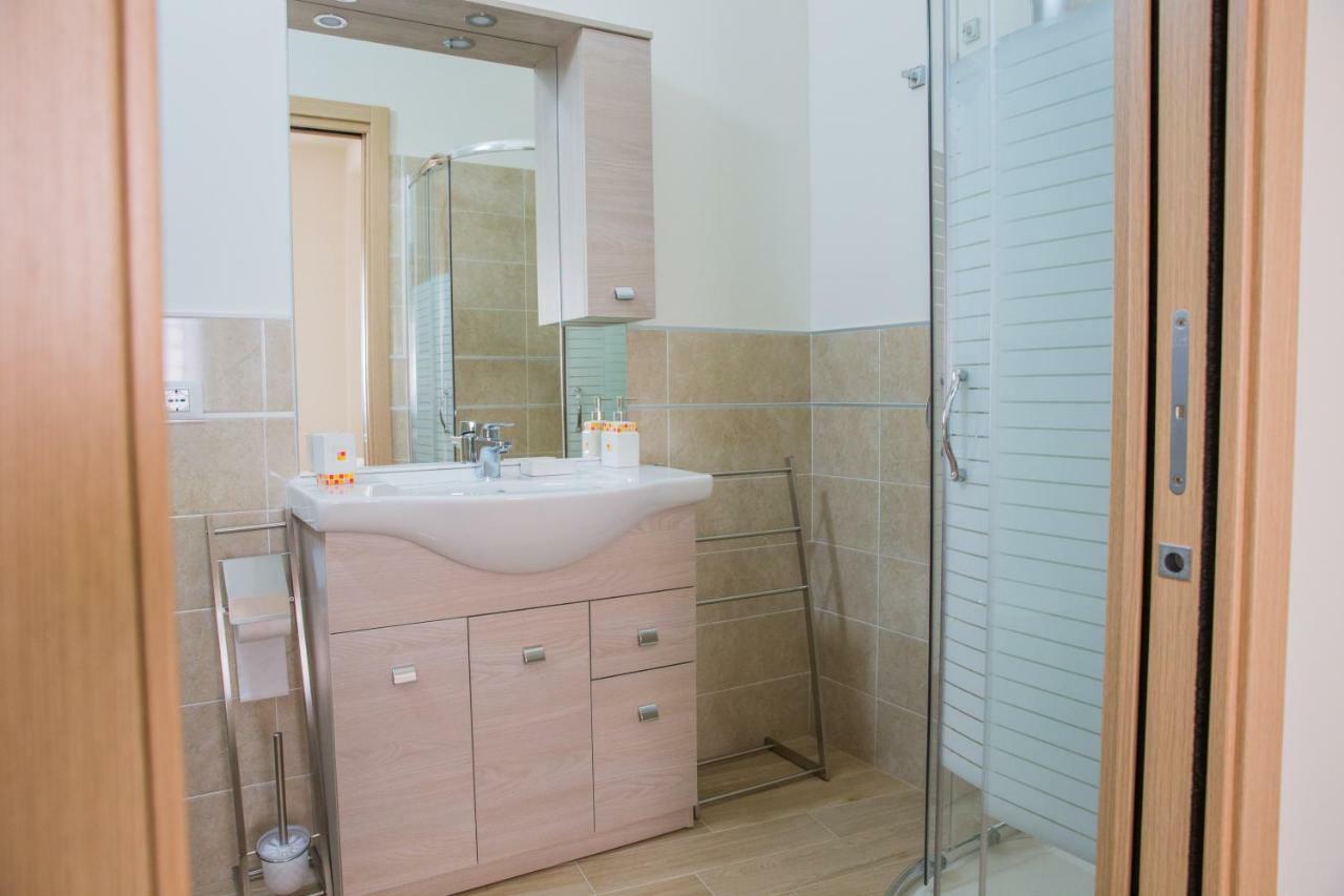 Family Apartment London Verona Exteriör bild